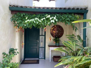 Casa charmosa em condomínio na Barra do Sahy
